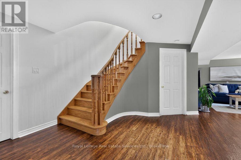 1217 Rosethorne Road, Oakville, Ontario  L6M 1H5 - Photo 39 - W13791200
