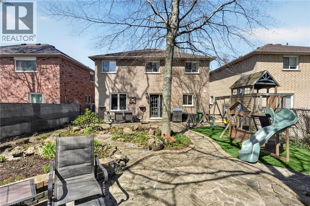 734 Brigadoon Drive, Hamilton, Ontario  L9C 7S2 - Photo 39 - 40863948