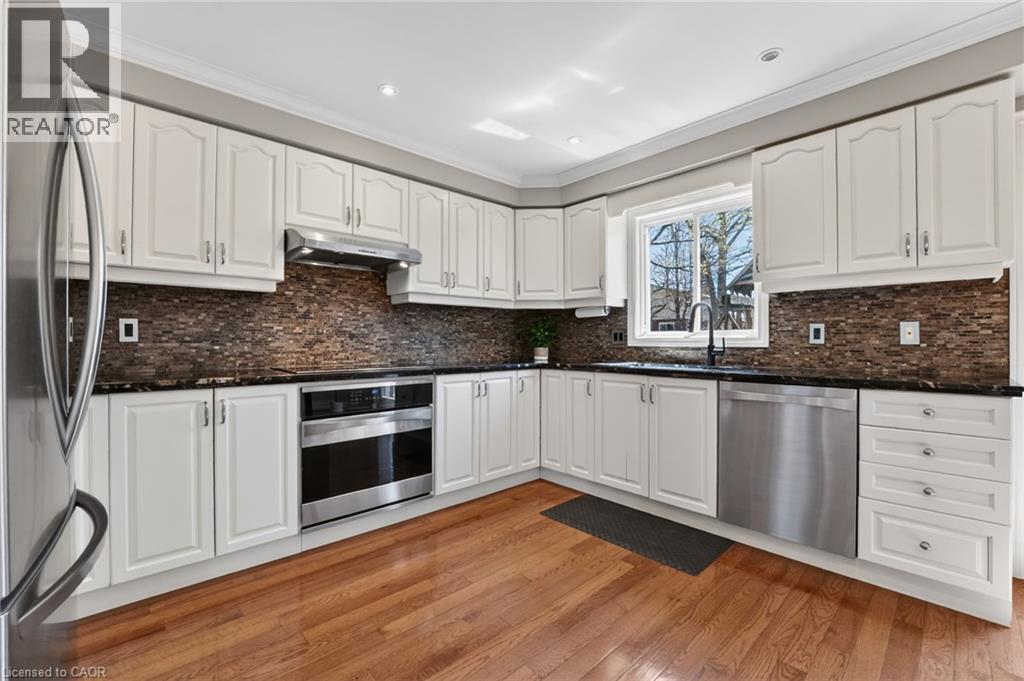 734 Brigadoon Drive, Hamilton, Ontario  L9C 7S2 - Photo 10 - 40863948