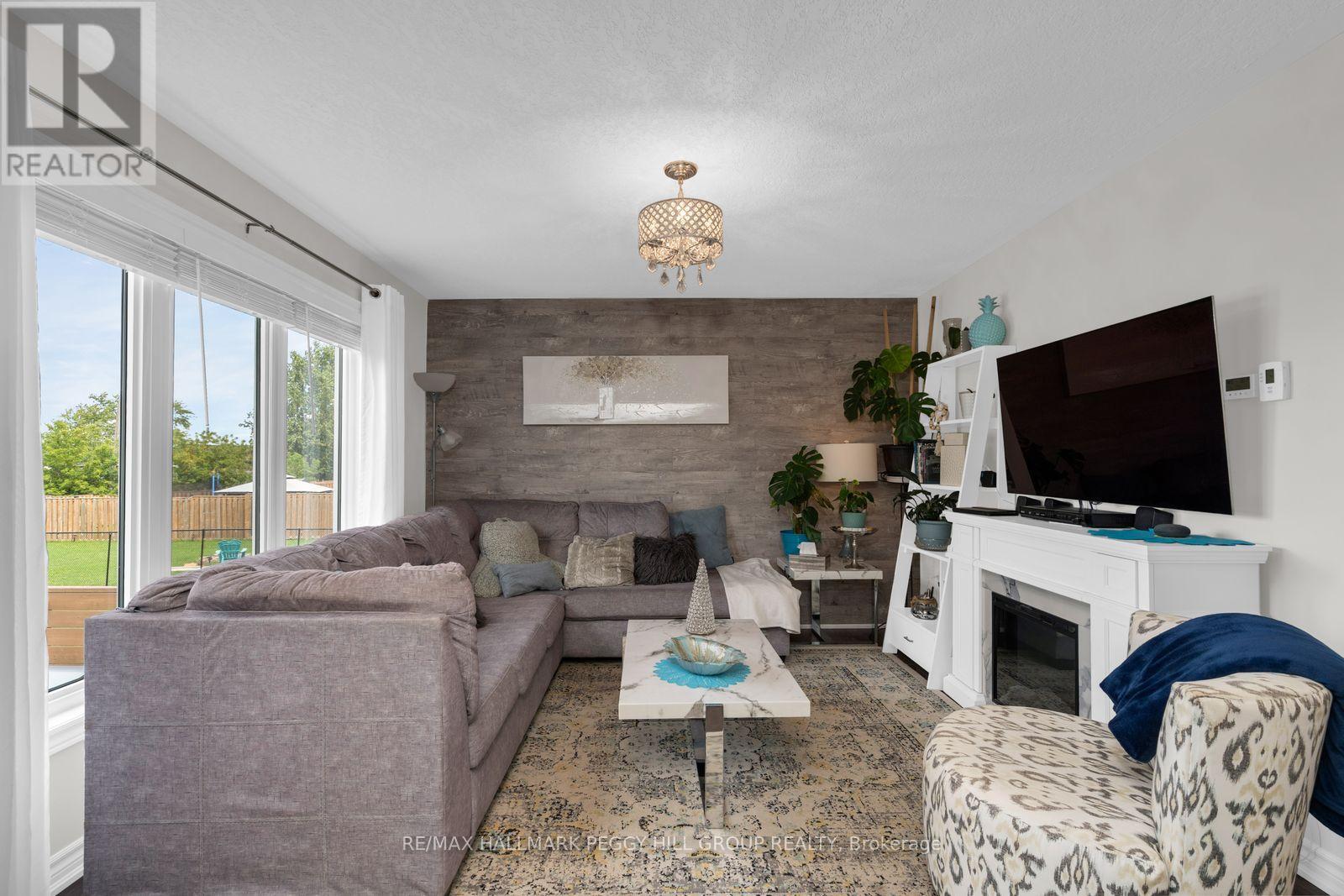 271 Quebec Street, Clearview (Stayner), Ontario  L0M 1S0 - Photo 4 - S13791248