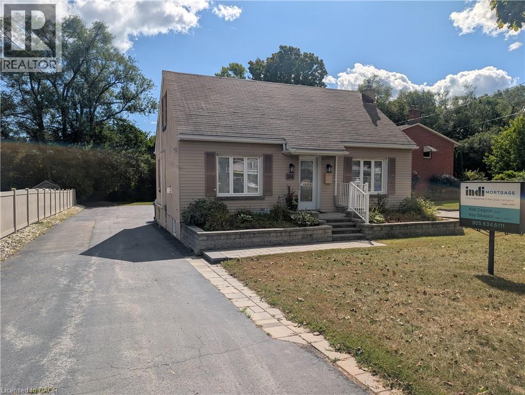 184 E PLAINS Road E, Burlington, Ontario