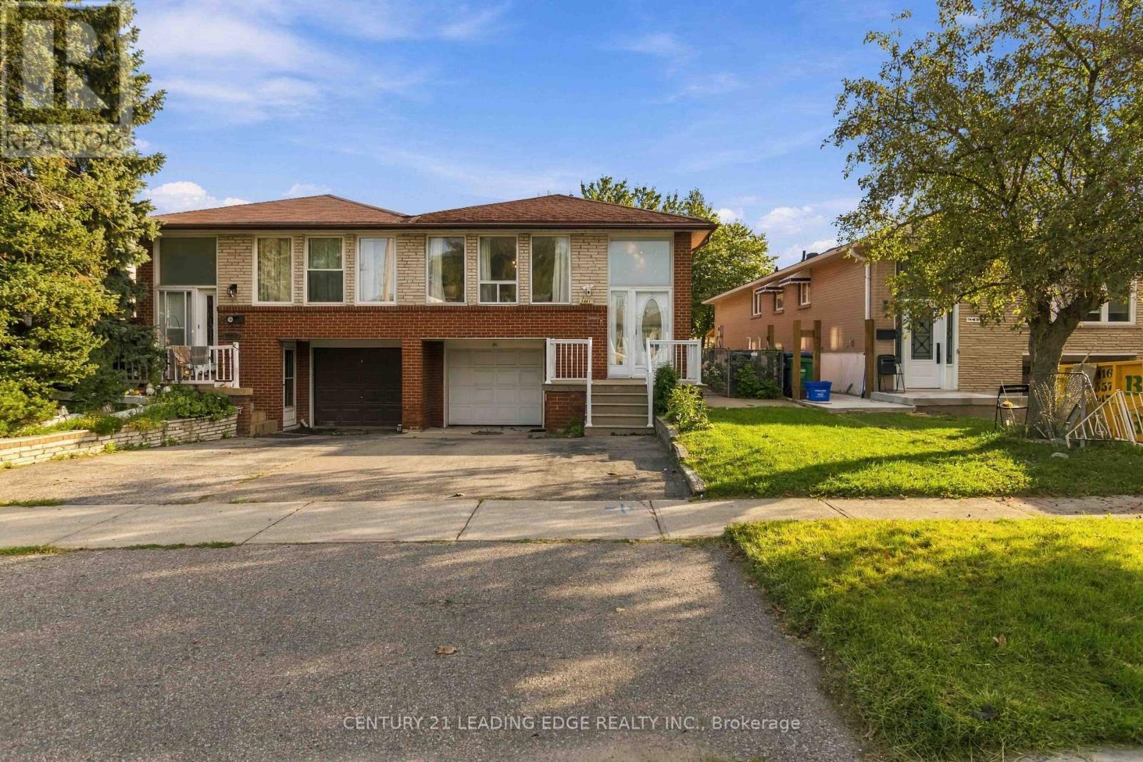3441 Anneliese Avenue, Mississauga, Ontario  L4Y 3E1 - Photo 1 - W13791186