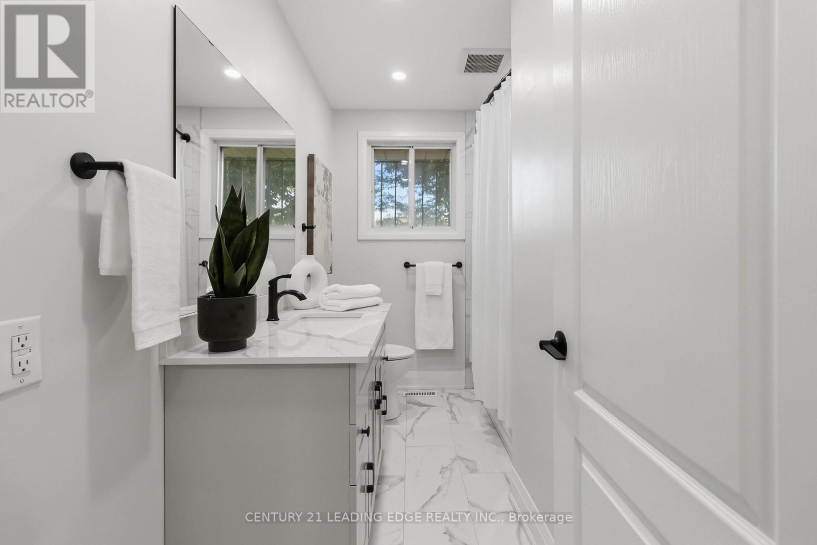 3441 Anneliese Avenue, Mississauga, Ontario  L4Y 3E1 - Photo 29 - W13791186