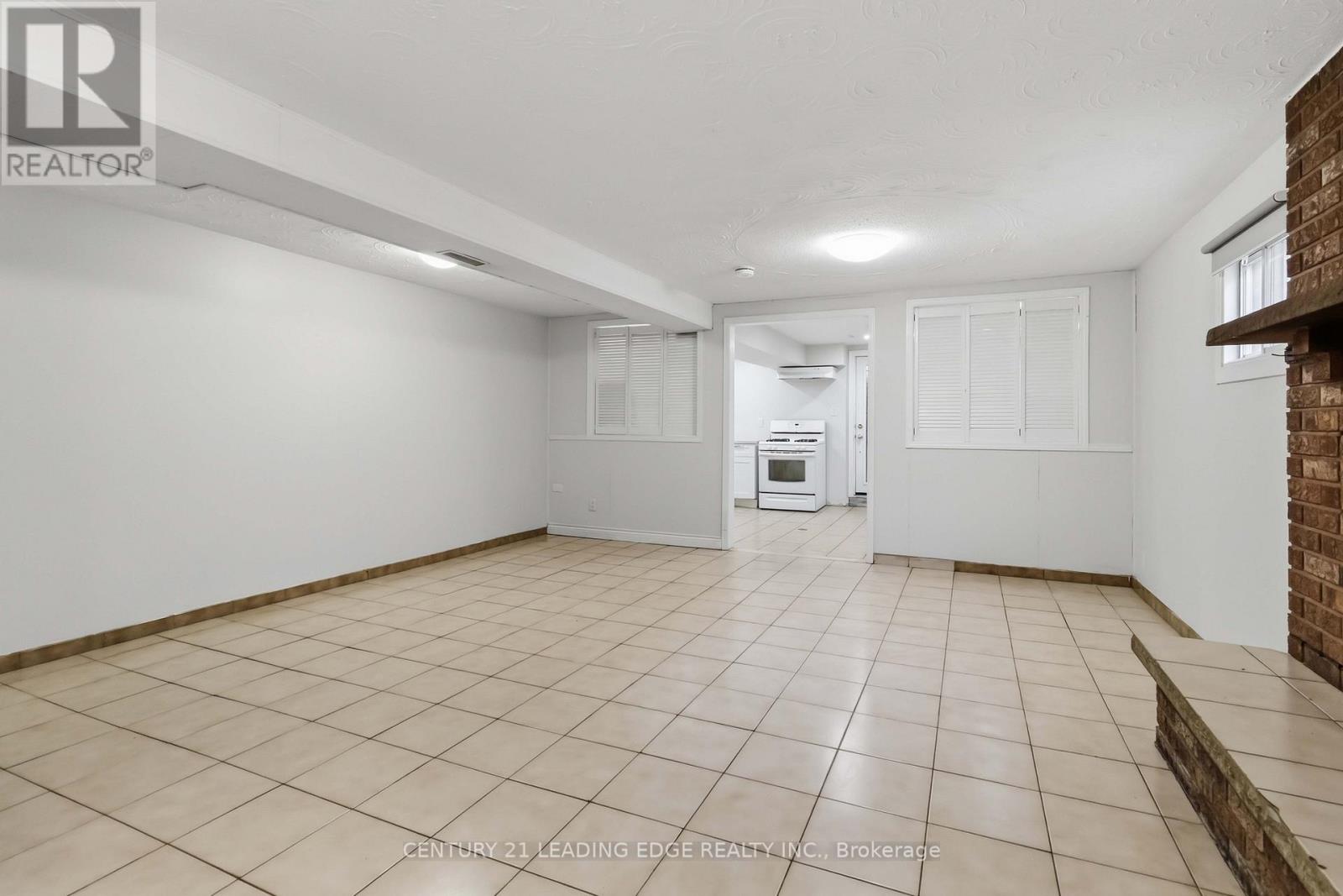3441 Anneliese Avenue, Mississauga, Ontario  L4Y 3E1 - Photo 36 - W13791186