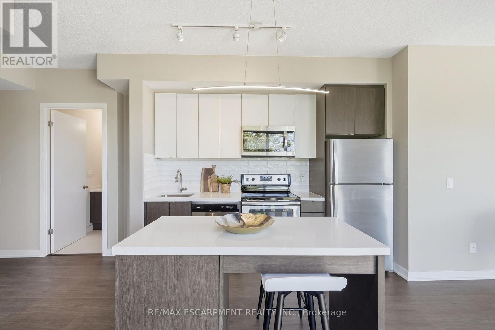 310b - 5240 Dundas Street, Burlington, Ontario L7L 0J6 - Photo 12 - W13791222
