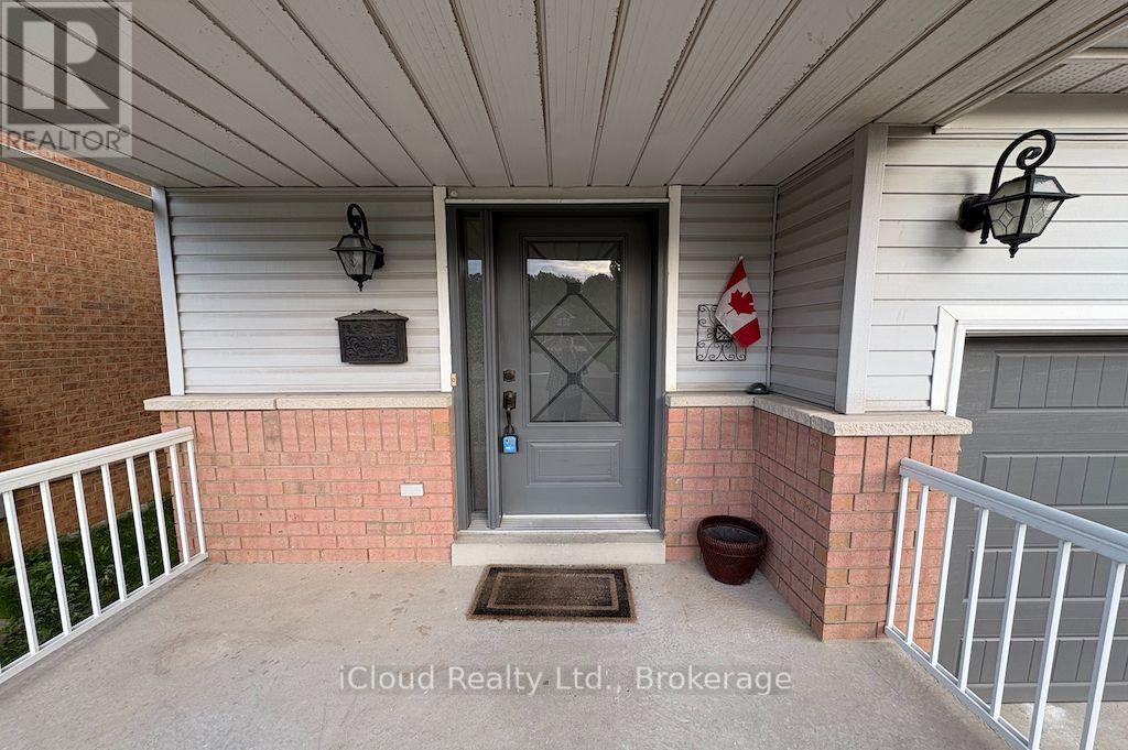 1220 Knight Trail, Milton, Ontario  L9T 5R9 - Photo 2 - W13791228
