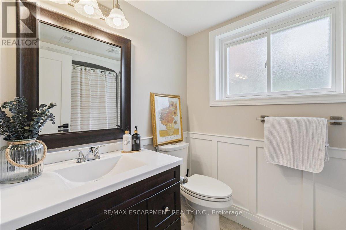 755 Parker Crescent, Burlington, Ontario L7R 3A5 - Photo 34 - W13791242