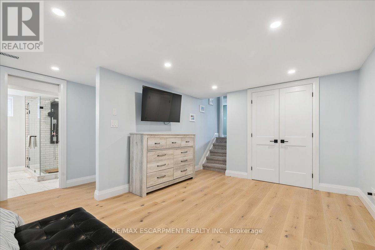 755 Parker Crescent, Burlington, Ontario L7R 3A5 - Photo 38 - W13791242