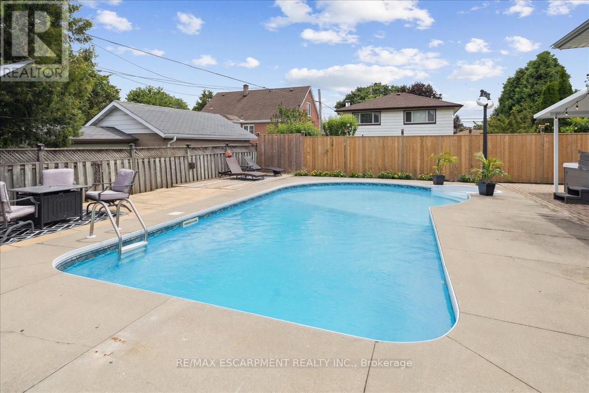 755 Parker Crescent, Burlington, Ontario L7R 3A5 - Photo 41 - W13791242