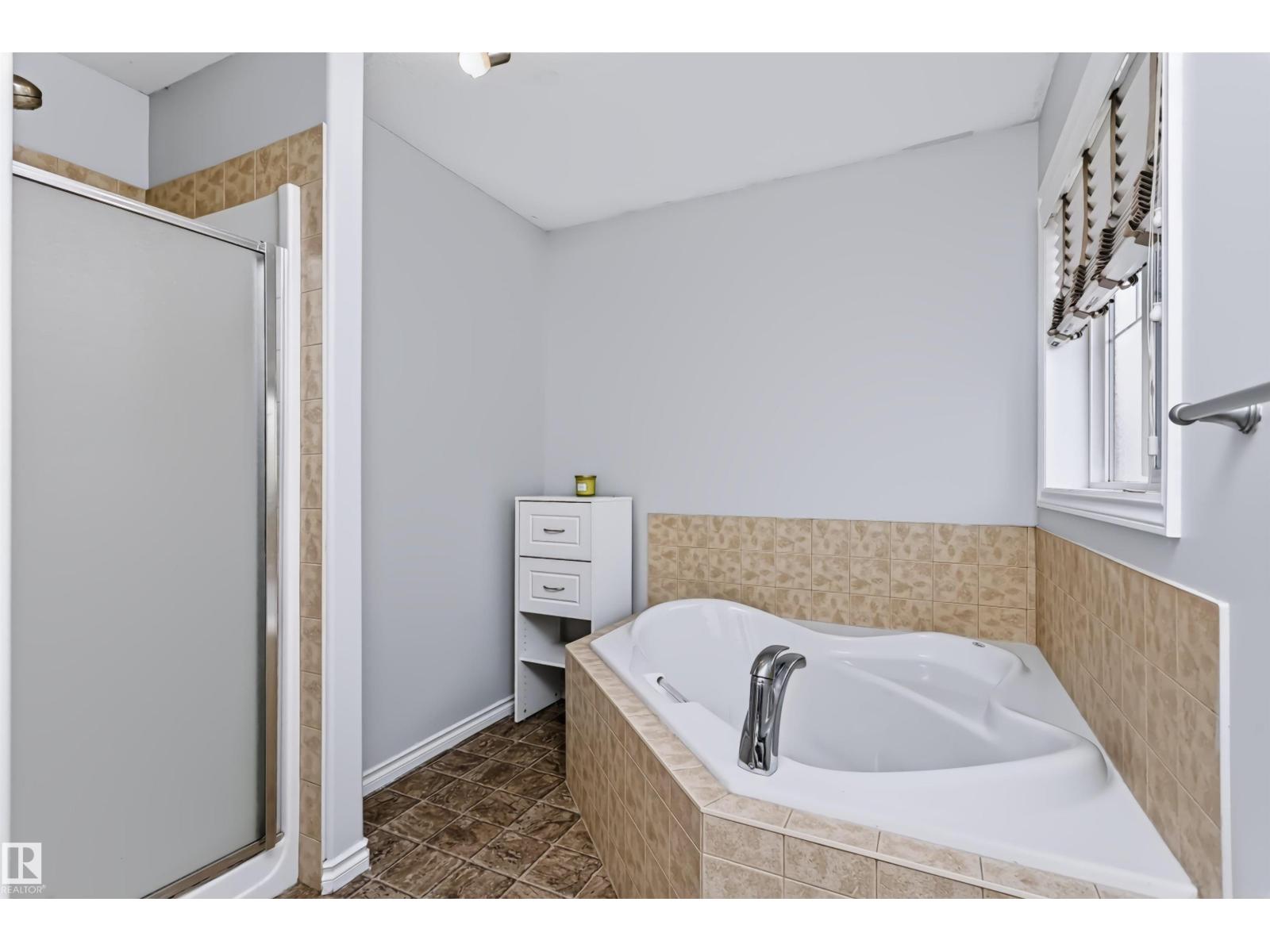 76 Bonin Cr, Beaumont, Alberta  T4X 1R9 - Photo 35 - E4505493
