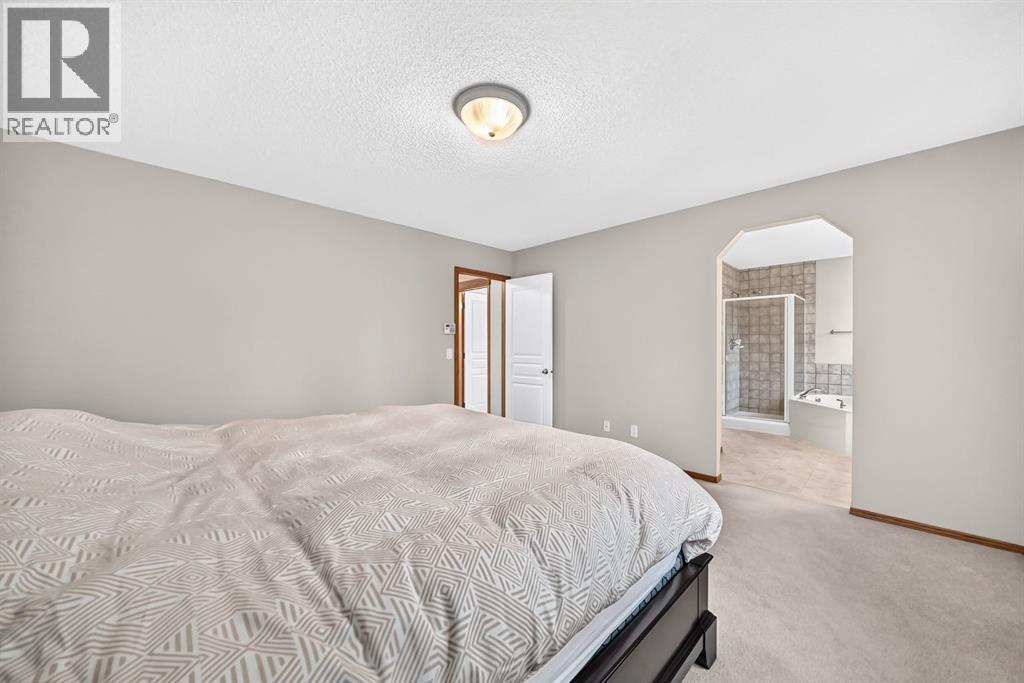 234 Somerglen Way Sw, Calgary, Alberta  T2Y 4B3 - Photo 14 - A2342650