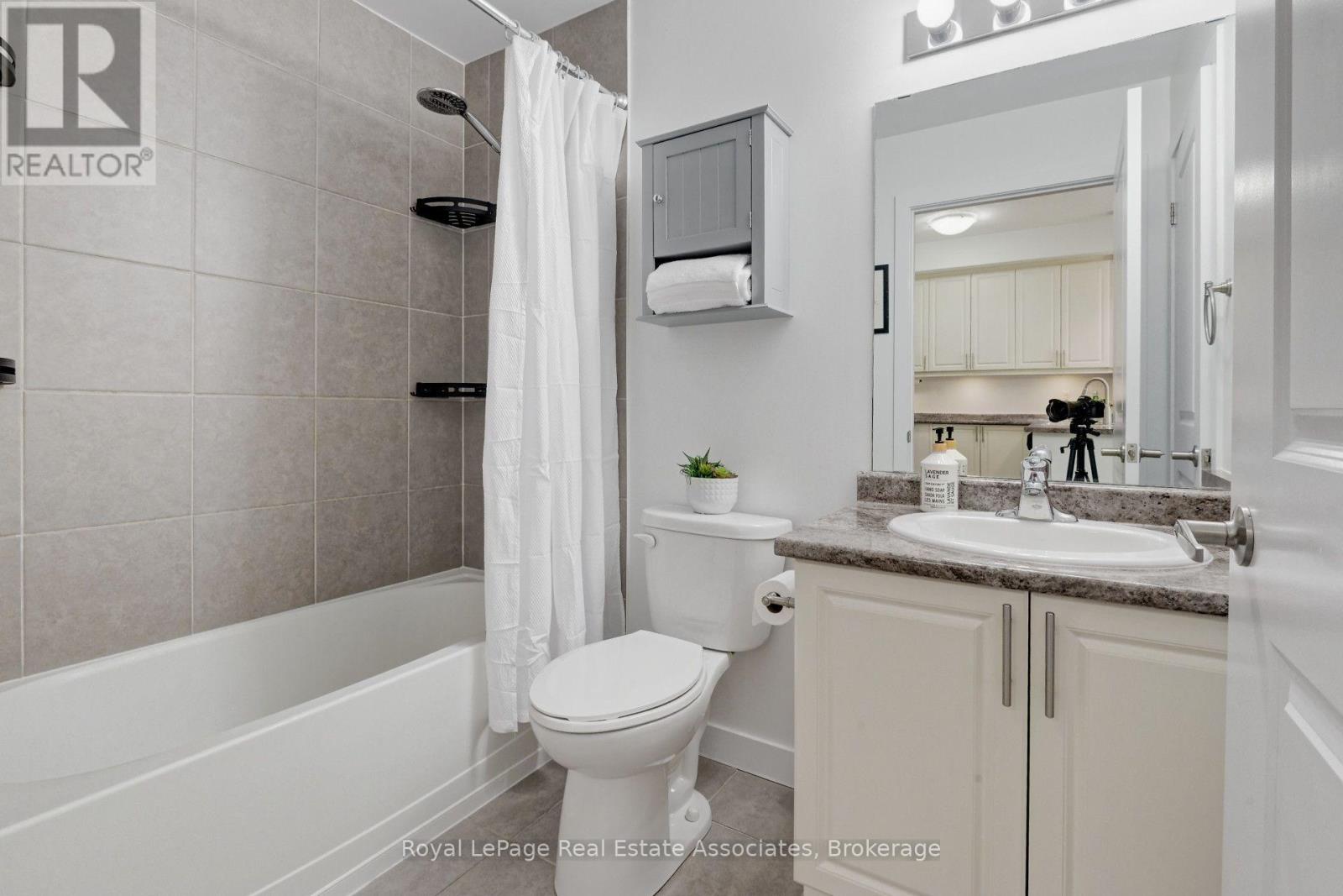 111 - 35 Southshore Crescent, Hamilton, Ontario  L8E 0J2 - Photo 18 - X13791112
