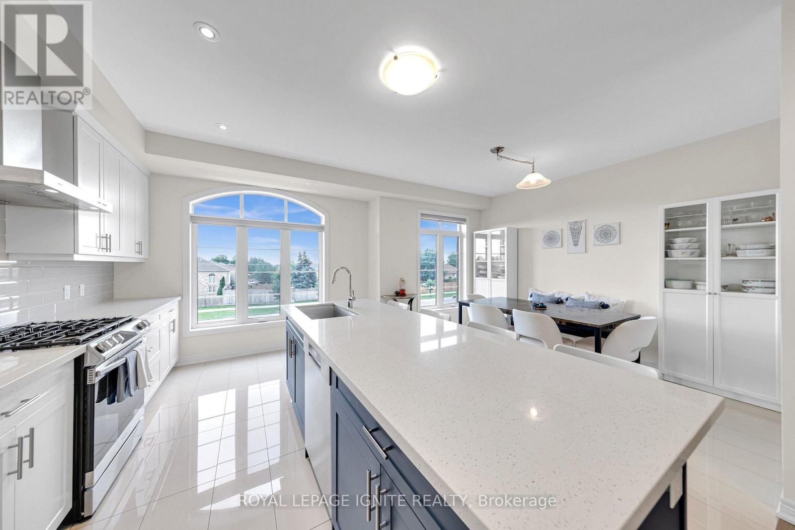 9 Icemaker Way, Whitby, Ontario  L1P 0L5 - Photo 14 - E13790740