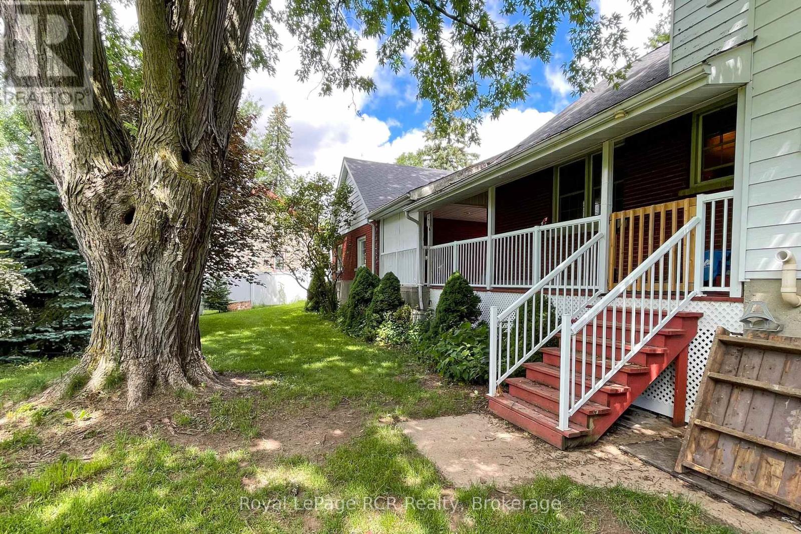 1053 Highway 9, South Bruce, Ontario  N0G 2J0 - Photo 8 - X13443892
