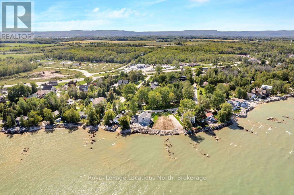 24 William Avenue, Wasaga Beach, Ontario  L9Z 2X3 - Photo 5 - S13749862