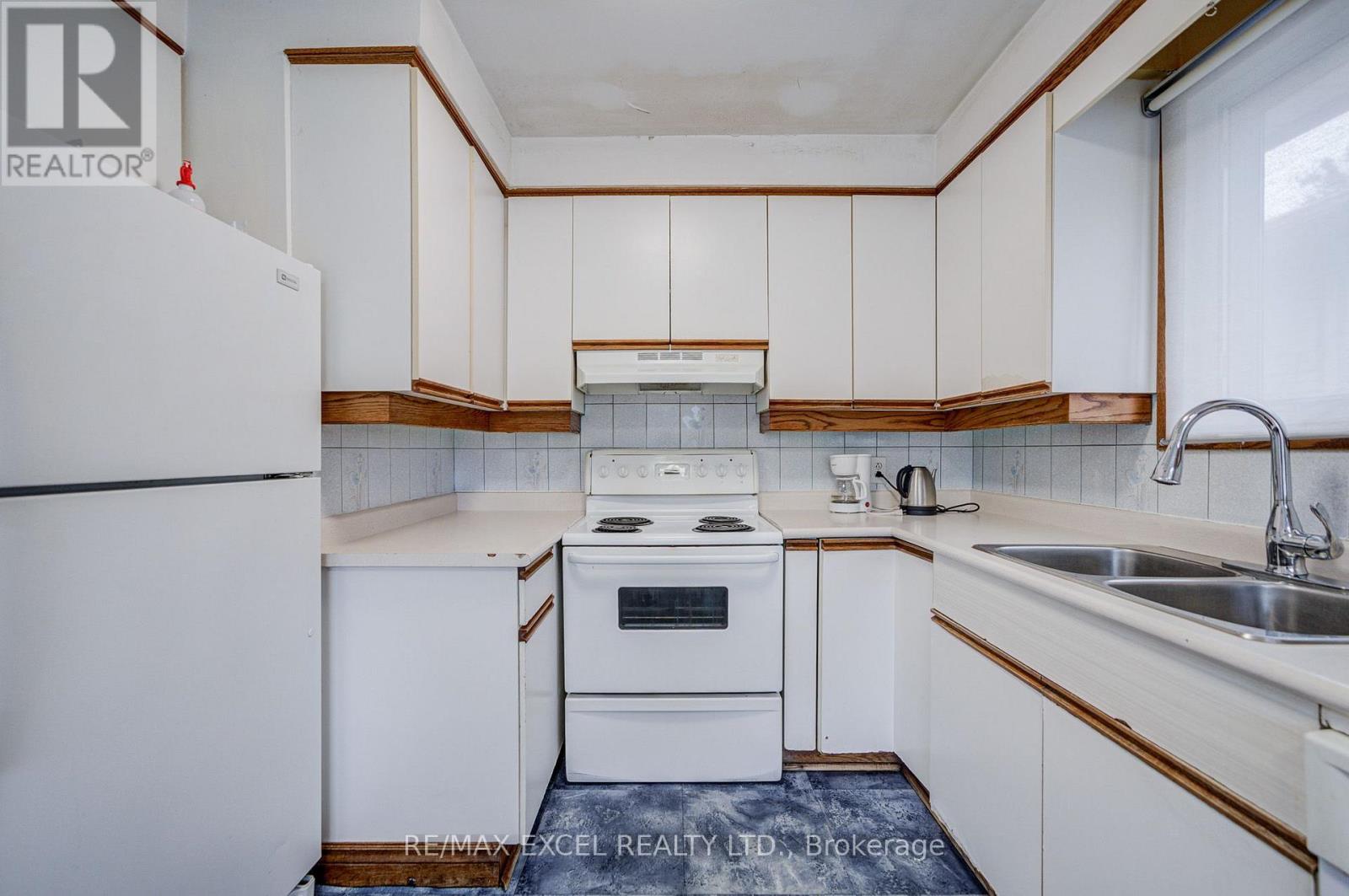 155 Edmonton Drive, Toronto, Ontario  M2J 3X3 - Photo 16 - C13789680