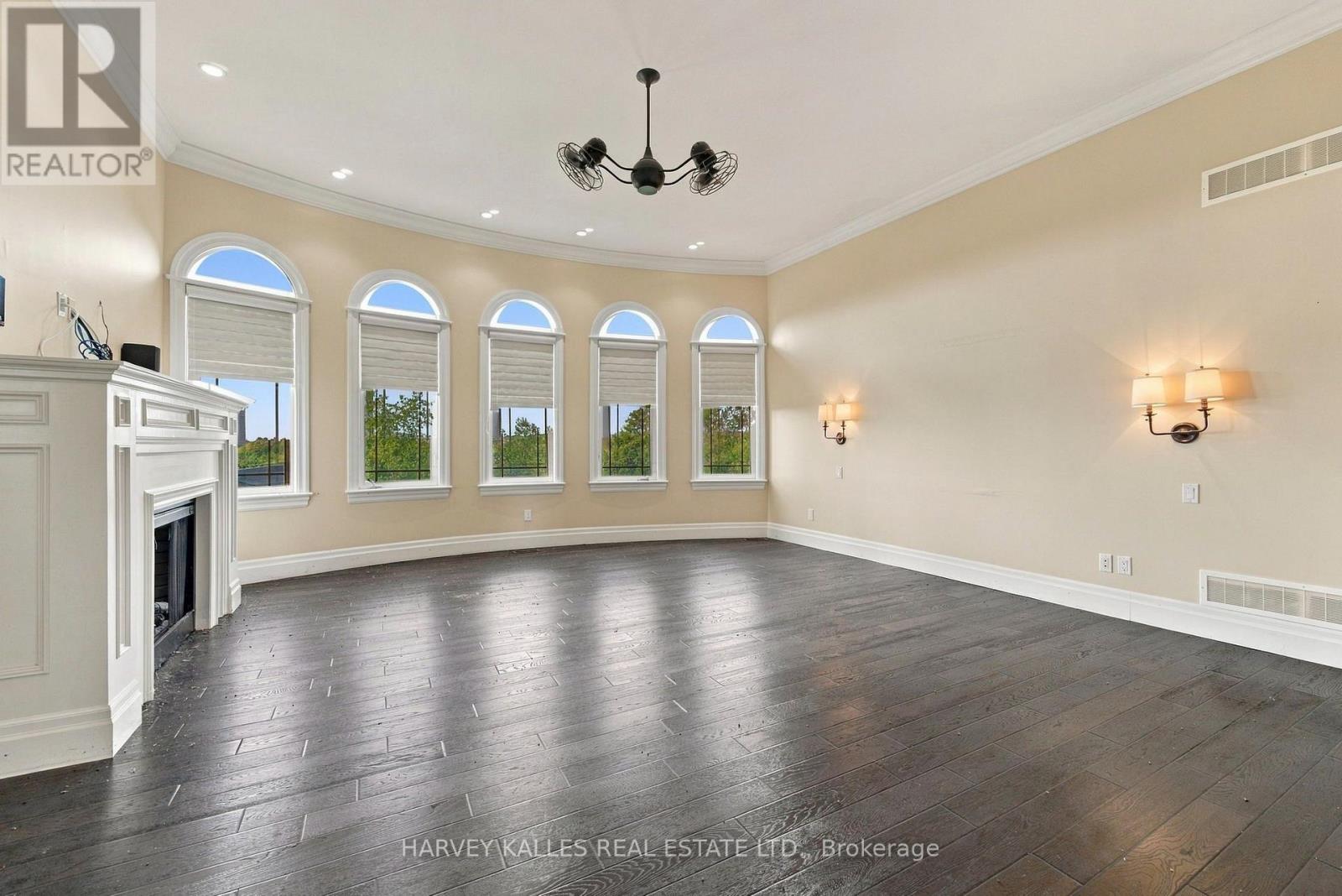 7472 ASHBURN ROAD photo 17
