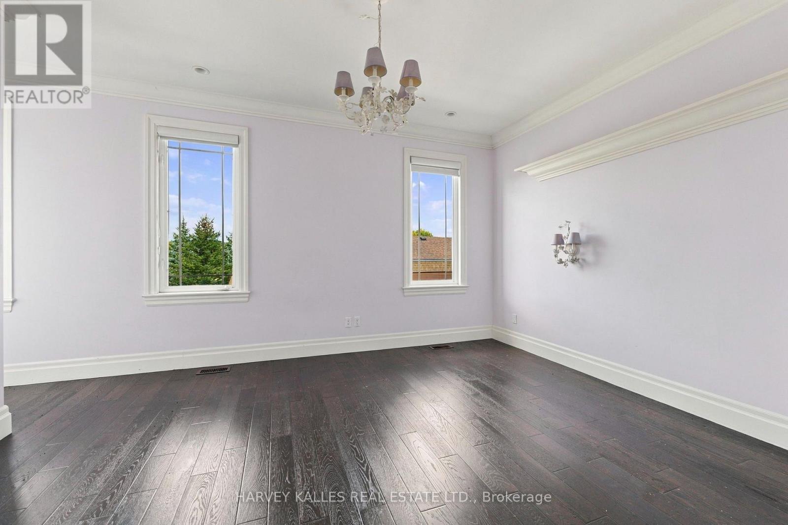 7472 ASHBURN ROAD photo 27