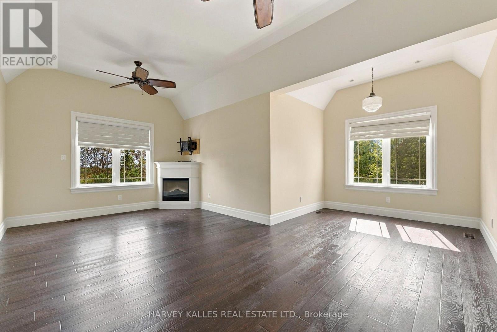 7472 ASHBURN ROAD photo 30