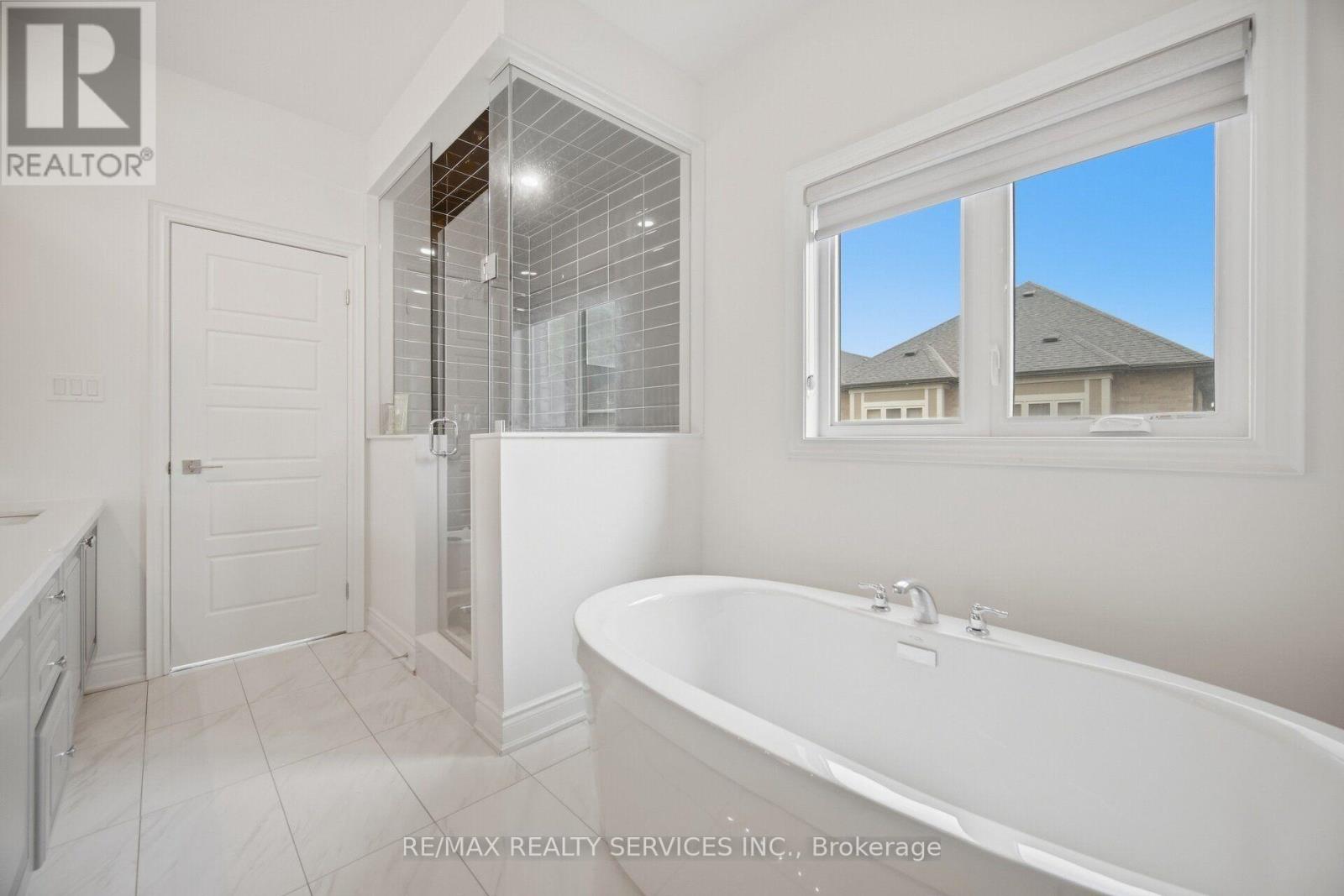 70 Royal Fern Crescent, Caledon, Ontario  L7C 4H1 - Photo 32 - W13789466