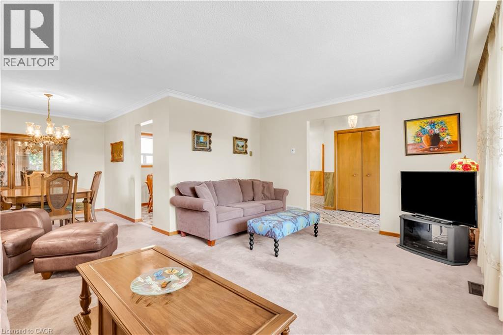 4 Dunreo Drive, Toronto, Ontario  M3L 2E9 - Photo 12 - 40863912