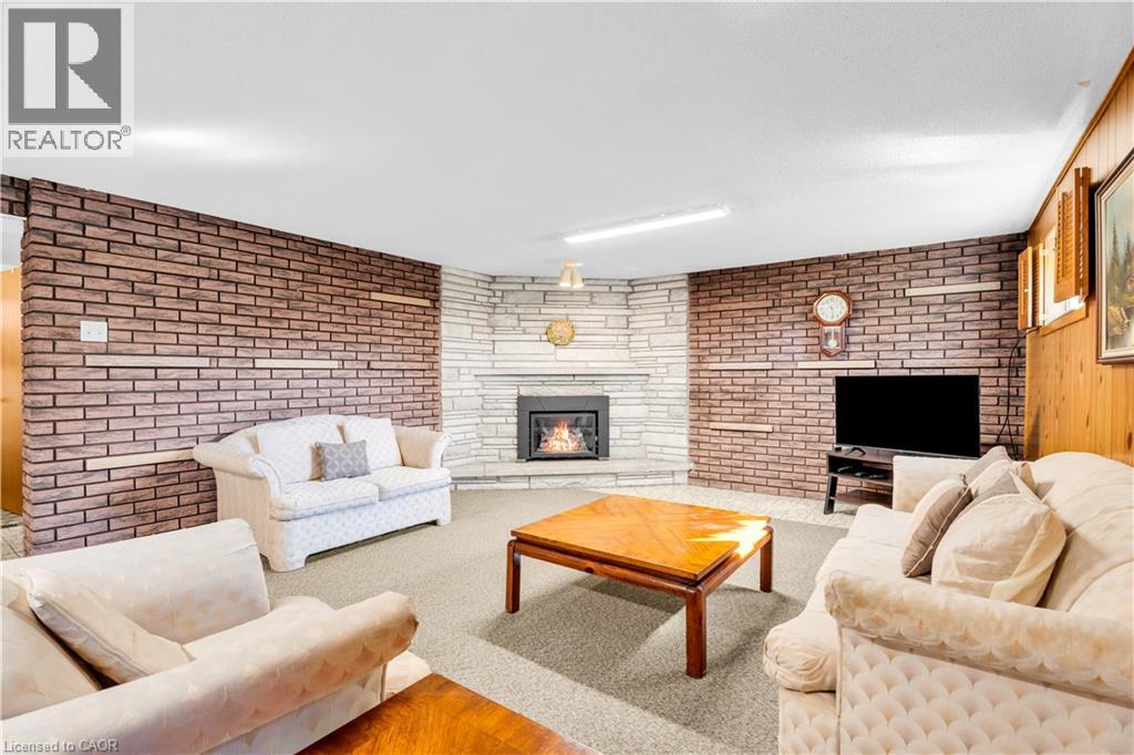 4 Dunreo Drive, Toronto, Ontario  M3L 2E9 - Photo 33 - 40863912