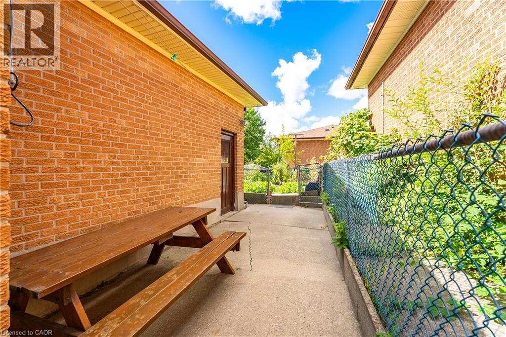 4 Dunreo Drive, Toronto, Ontario  M3L 2E9 - Photo 47 - 40863912