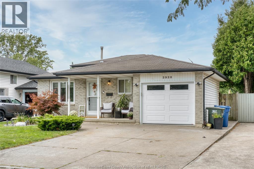 2920 Robillard Crescent, Windsor, Ontario  N8W 5L2 - Photo 3 - 26022744