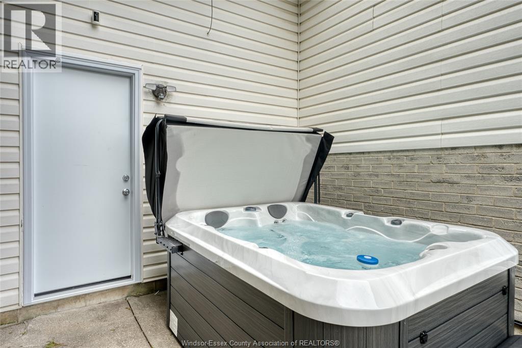 2920 Robillard Crescent, Windsor, Ontario  N8W 5L2 - Photo 32 - 26022744