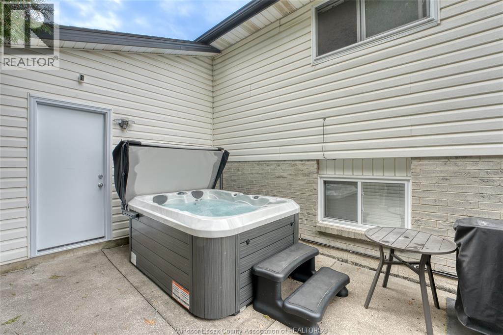 2920 Robillard Crescent, Windsor, Ontario  N8W 5L2 - Photo 31 - 26022744