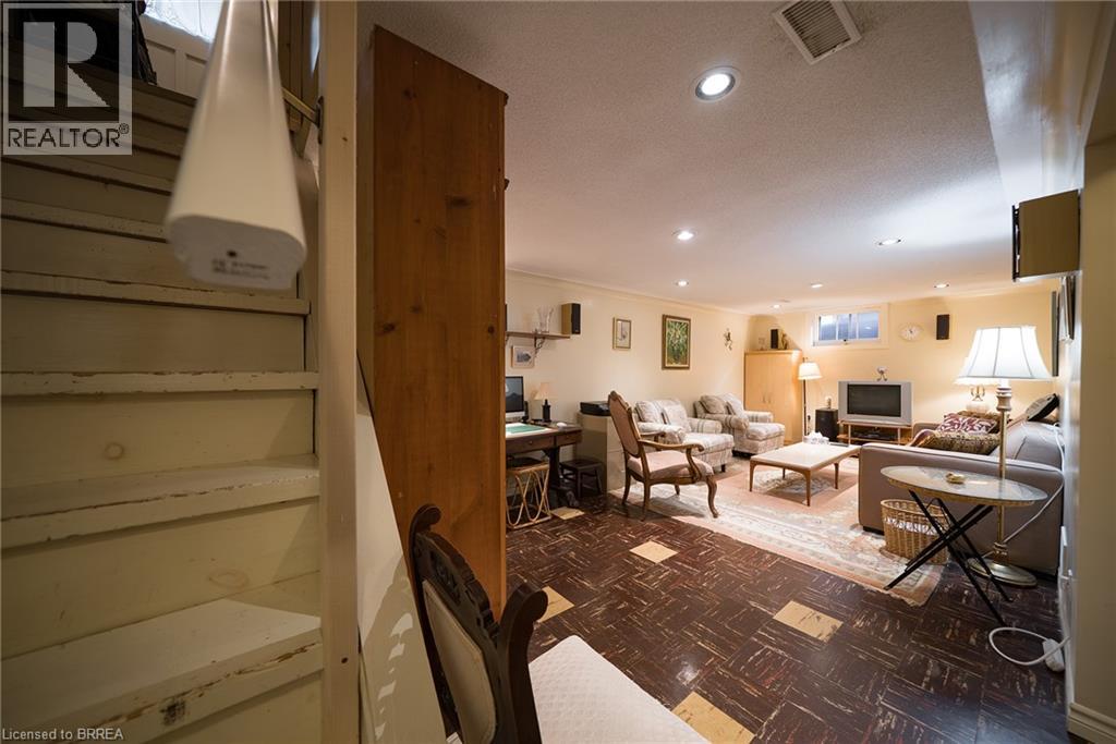 57 Devon Street, Brantford, Ontario  N3R 1M5 - Photo 23 - 40863761