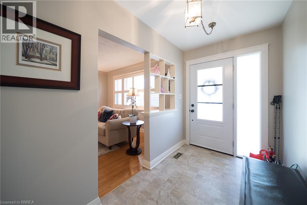 57 Devon Street, Brantford, Ontario  N3R 1M5 - Photo 7 - 40863761