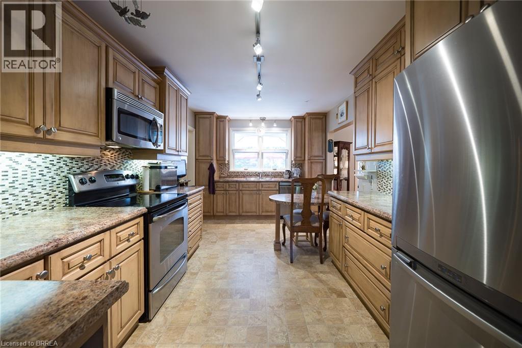 57 Devon Street, Brantford, Ontario  N3R 1M5 - Photo 13 - 40863761