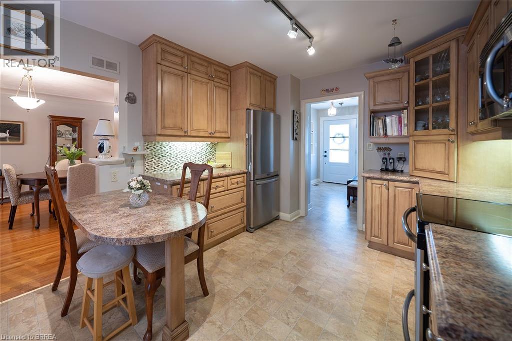 57 Devon Street, Brantford, Ontario  N3R 1M5 - Photo 14 - 40863761