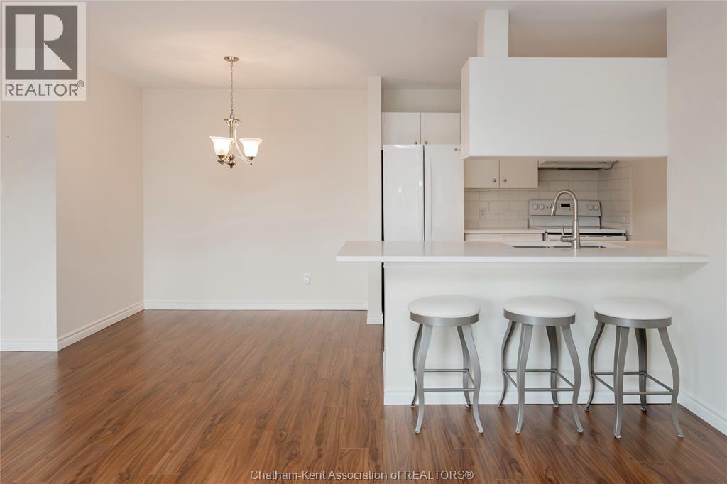 1547 Grand Marais Road West Unit# 406, Windsor, Ontario  N9E 4W3 - Photo 5 - 26022275
