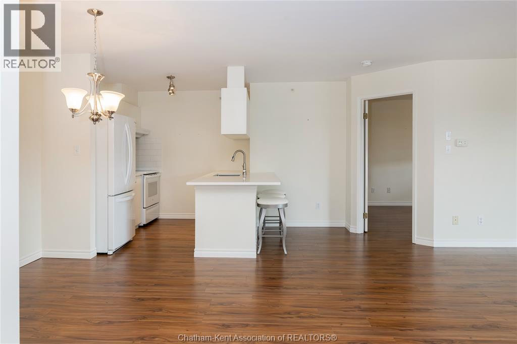 1547 Grand Marais Road West Unit# 406, Windsor, Ontario  N9E 4W3 - Photo 7 - 26022275
