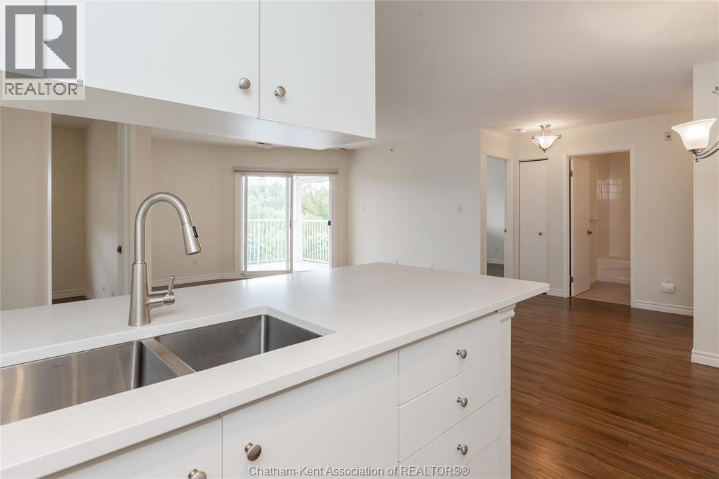 1547 Grand Marais Road West Unit# 406, Windsor, Ontario  N9E 4W3 - Photo 8 - 26022275