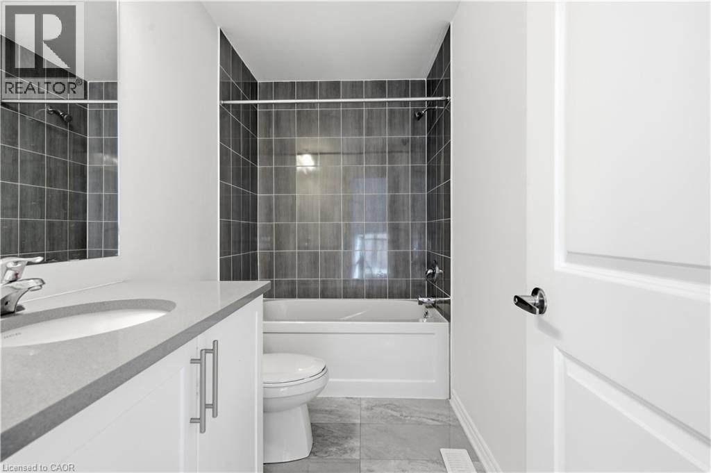 20 Admiral Road, Welland, Ontario  L3B 6H9 - Photo 34 - 40861885