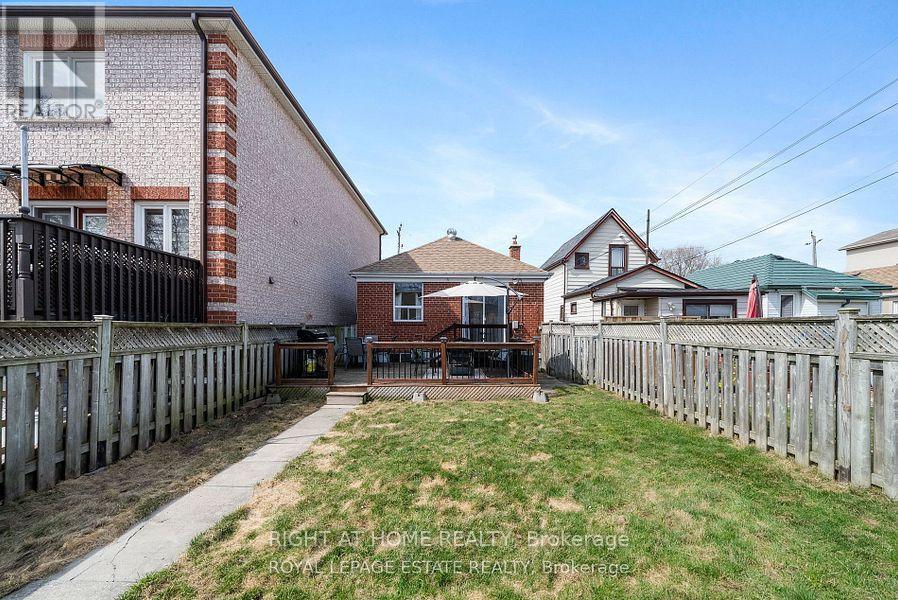 15 August Avenue, Toronto, Ontario  M1L 3M8 - Photo 18 - E13783208