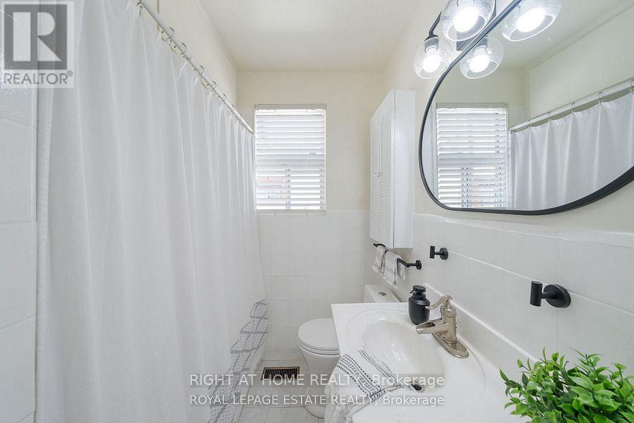 15 August Avenue, Toronto, Ontario  M1L 3M8 - Photo 10 - E13783208