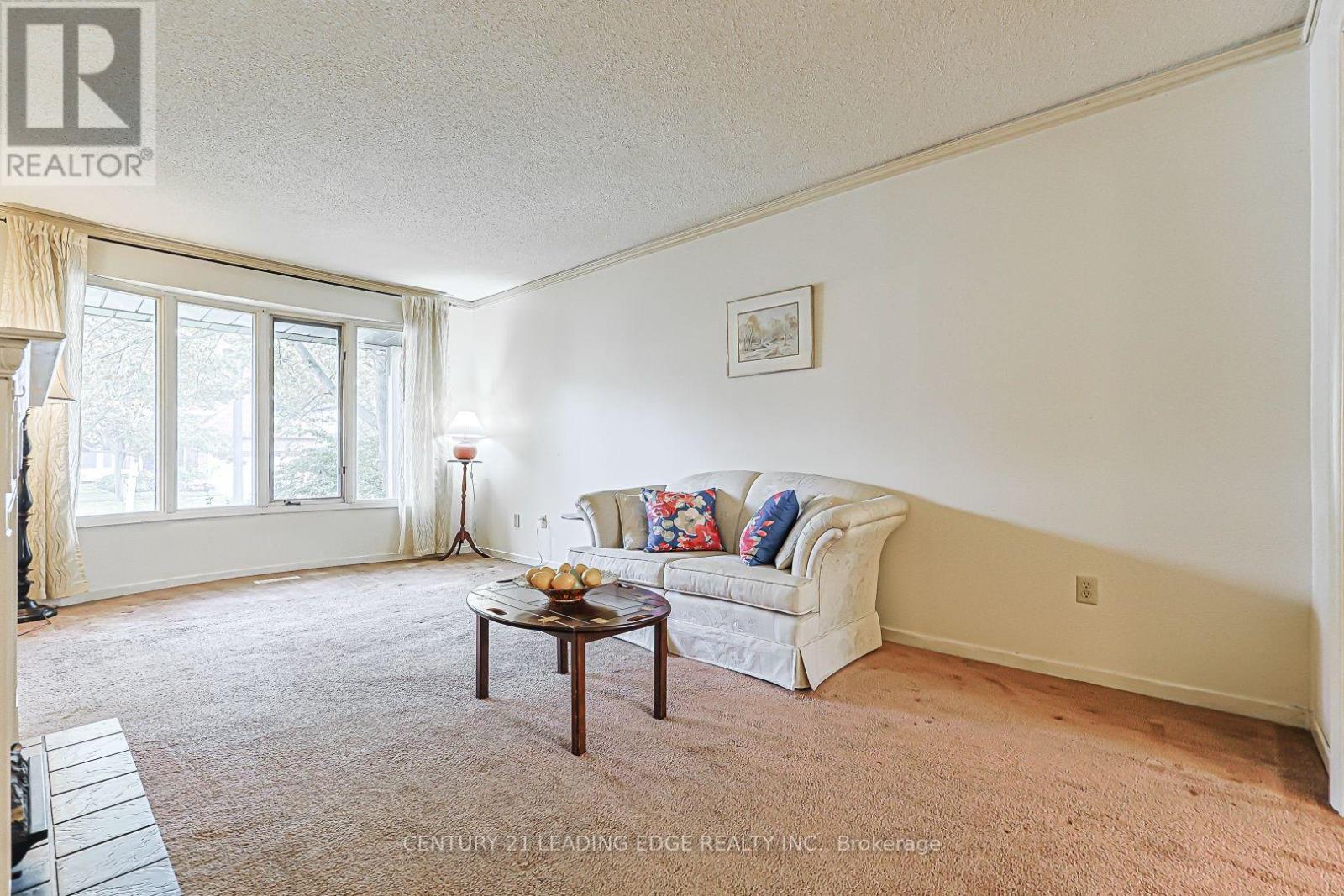 14 Buchanan Drive, Markham, Ontario  L3R 4C5 - Photo 8 - N13764868