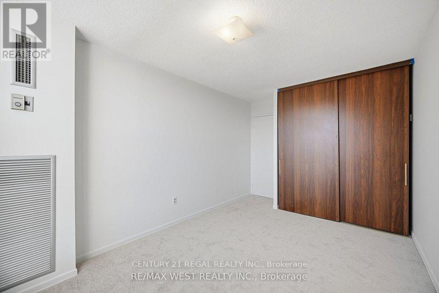 409 - 15 Kensington Road, Brampton, Ontario  L6T 3W2 - Photo 6 - W13760680