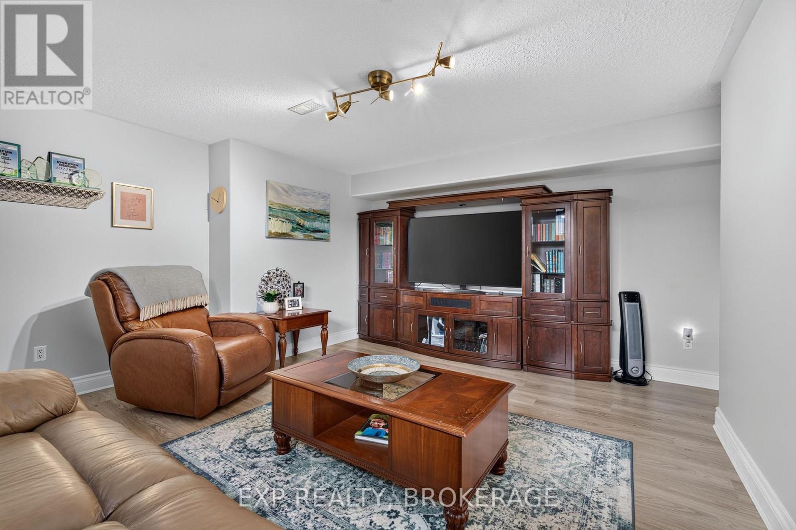 172 Amy Lynn Drive, Loyalist, Ontario  K7N 2A2 - Photo 35 - X13791346