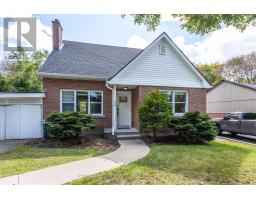 306 GLENGARRY ROAD, Kingston, Ontario
