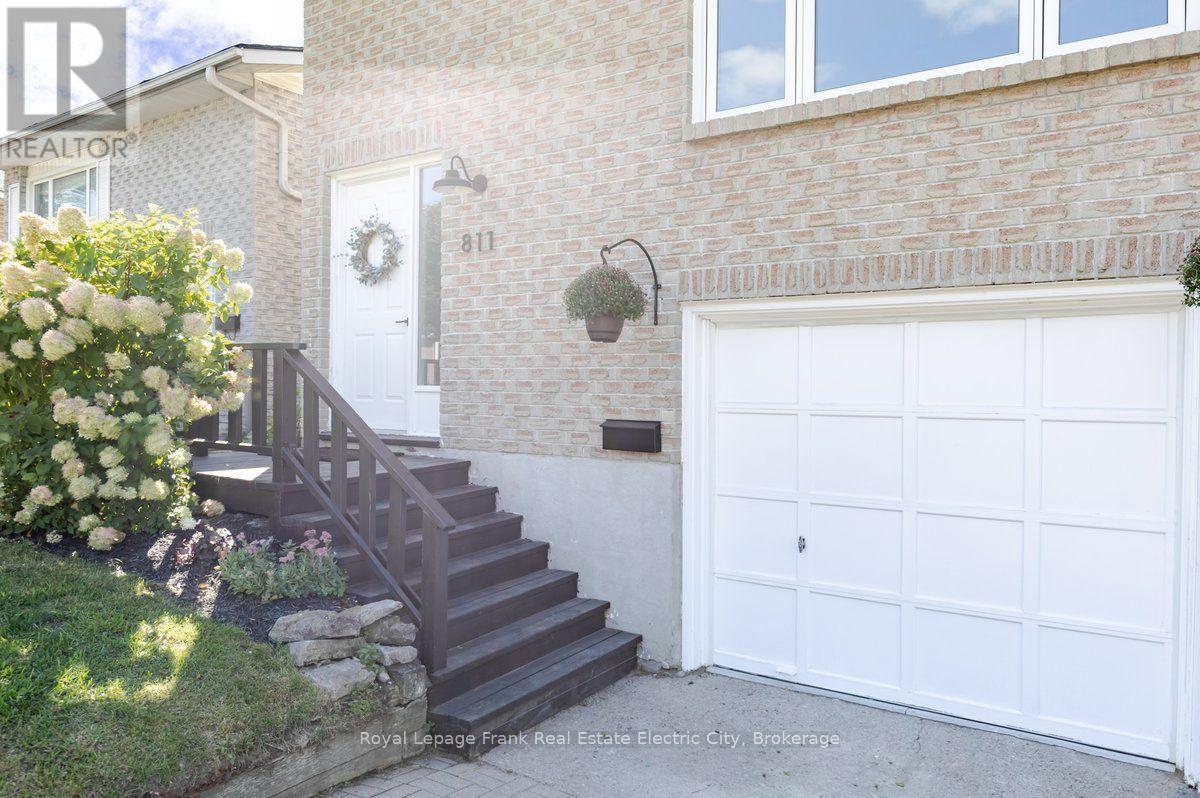 811 Mountain Ash Road, Peterborough, Ontario  K9J 8K2 - Photo 2 - X13791486