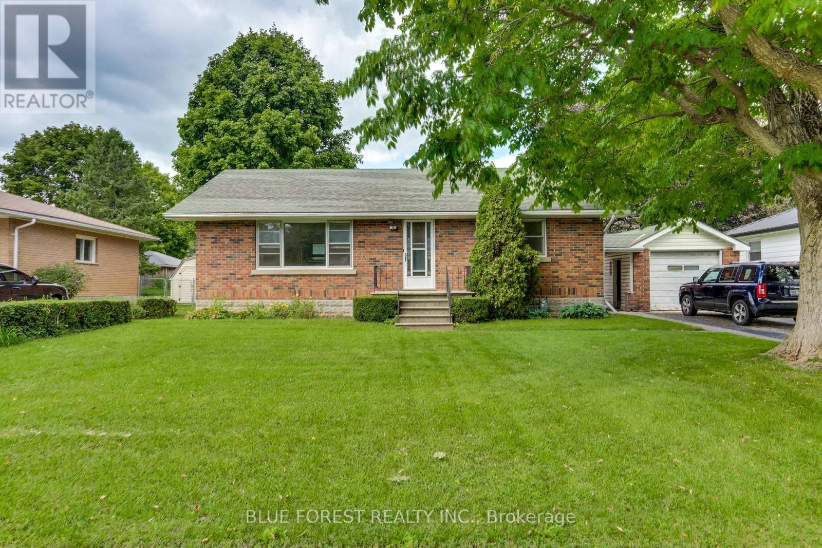 75 Pine Street E, Aylmer, Ontario  N5H 1N4 - Photo 1 - X13791614