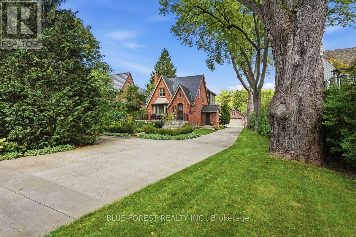 $1,799,900224 Base Line Road E, London South, Ontario