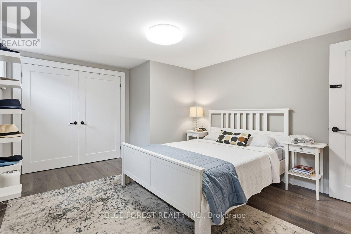 224 Base Line Road E, London South, Ontario  N6C 2P1 - Photo 38 - X13791630