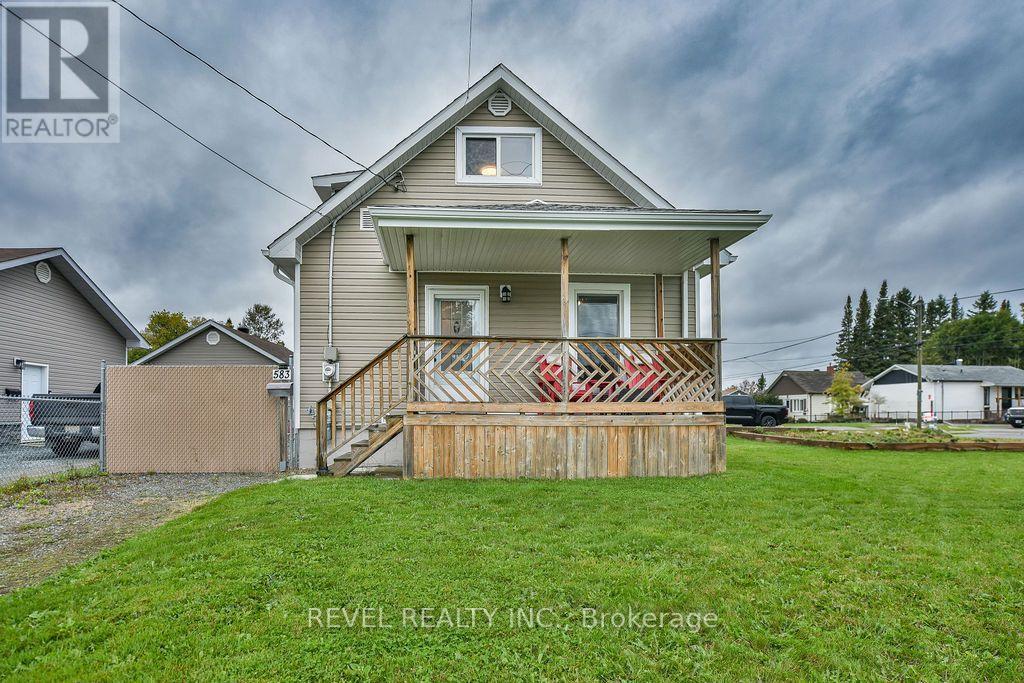 583 Maclean Drive, Timmins, Ontario  P4N 4W9 - Photo 4 - T13791376