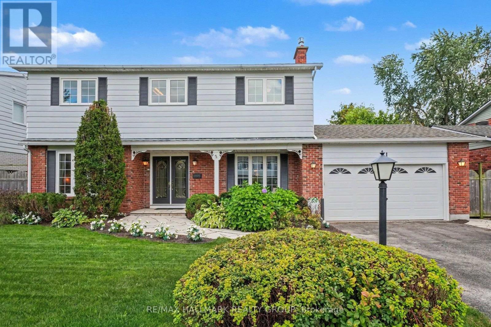 41 Denewood Crescent, Ottawa, Ontario  K2E 7G4 - Photo 2 - X13791456